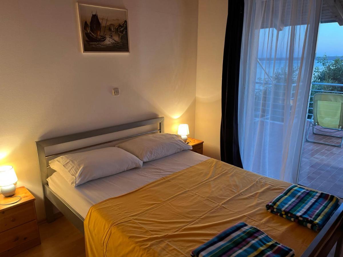Apartmani Lisak Ugrina Baric Draga Ngoại thất bức ảnh